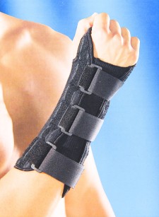 AnatomicHelp 0505 Wrist & Forearm Narthex Foam S Size