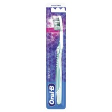 Oral B 3d White Medium Toothbrush