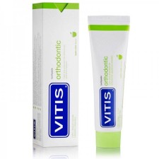 VITIS ORTHODONTIC TOOTHPASTE. CARE& PROTECTION FOR ORTHODONTIC APPLIANCE WEARERS 100ML