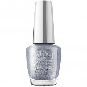 OPI ISL MI08 Nails The Runway