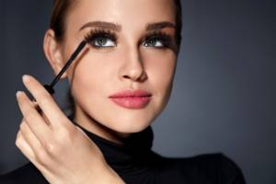 The ultimate guide to every type of mascara 