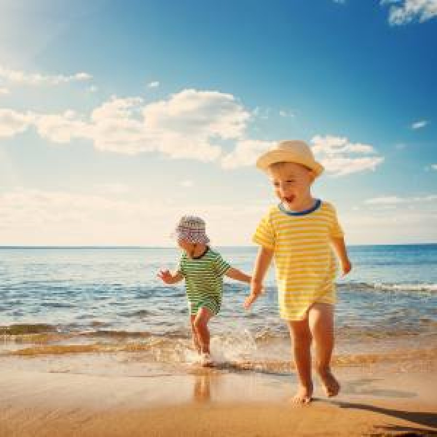 How to protect your babies from the sun for the most enjoyable holidays! 